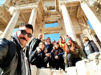 Okulumuzun dzenlemi olduu Kuadas  Pamukkale  Efes gezisi